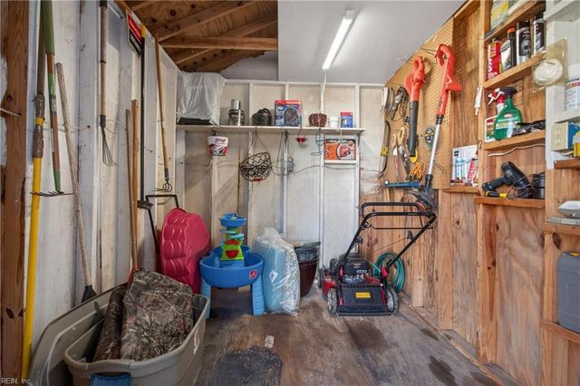 45 Crestwood DR, Newport News, VA 23601