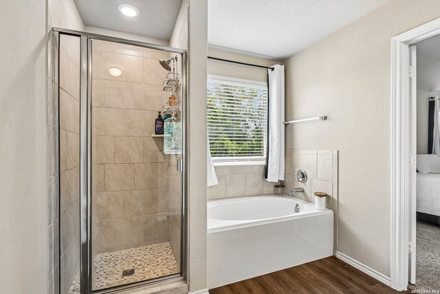 2418 Marbach Woods, San Antonio, TX 78245
