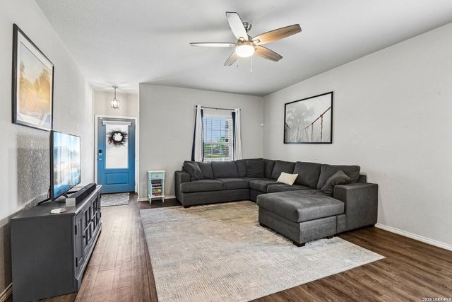 2418 Marbach Woods, San Antonio, TX 78245