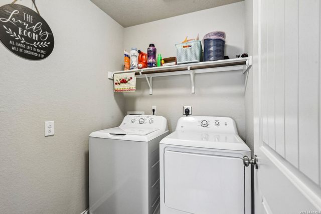 2418 Marbach Woods, San Antonio, TX 78245