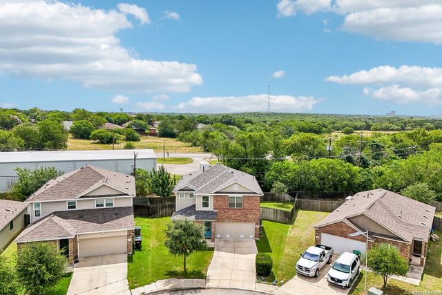 2418 Marbach Woods, San Antonio, TX 78245