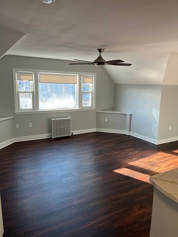 18 Draper Avenue 3, Mansfield, MA 02048