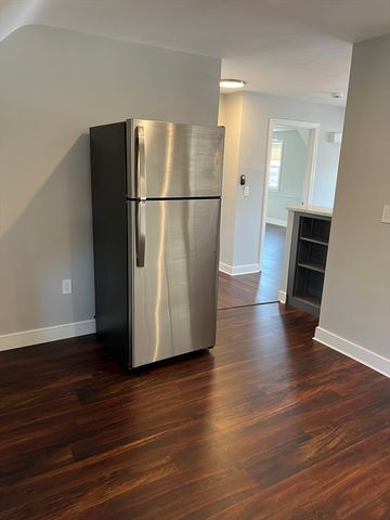 18 Draper Avenue 3, Mansfield, MA 02048