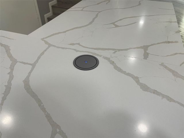 1115 Augusta Drive 38, Houston, TX 77057