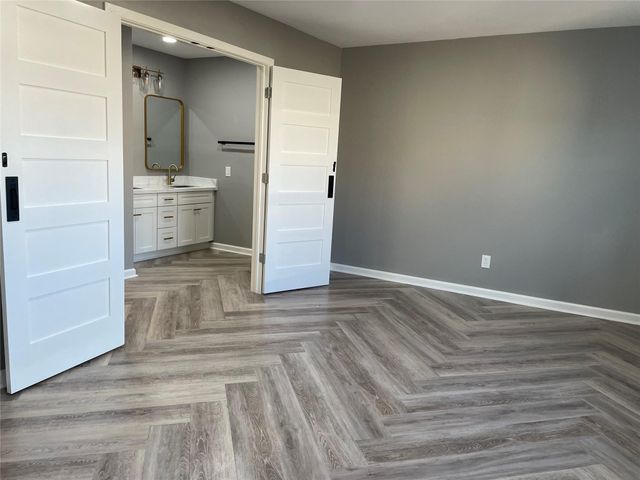 1115 Augusta Drive 38, Houston, TX 77057