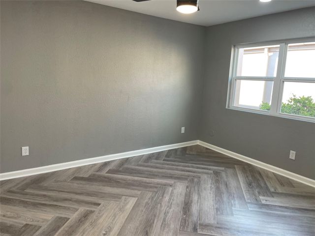 1115 Augusta Drive 38, Houston, TX 77057