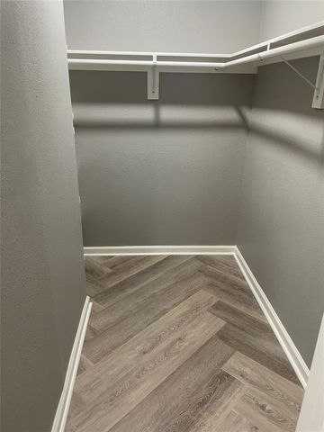 1115 Augusta Drive 38, Houston, TX 77057