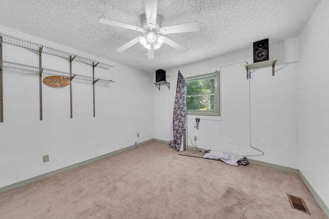506 Littell Cir, W, Tracy City, TN 37387