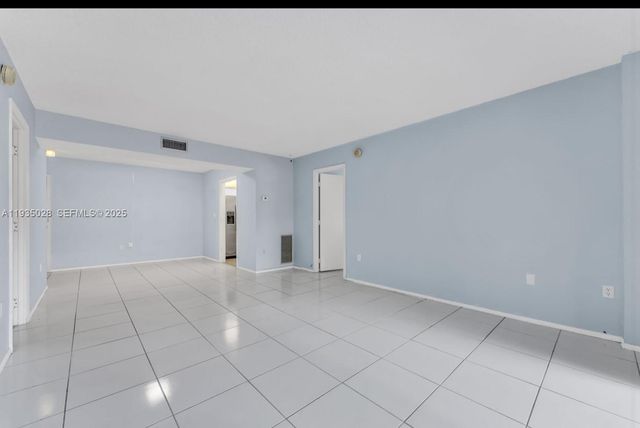 4172 Inverrary Dr 304, Lauderhill, FL 33319