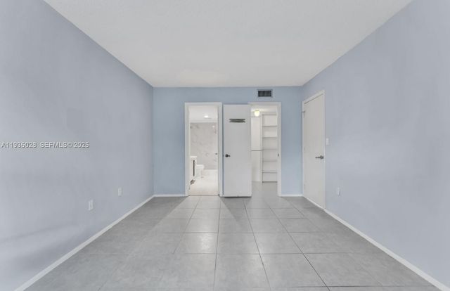 4172 Inverrary Dr 304, Lauderhill, FL 33319