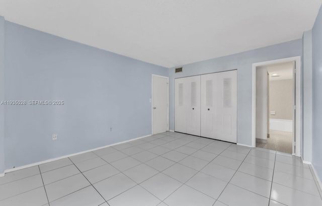 4172 Inverrary Dr 304, Lauderhill, FL 33319