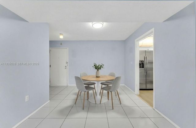 4172 Inverrary Dr 304, Lauderhill, FL 33319