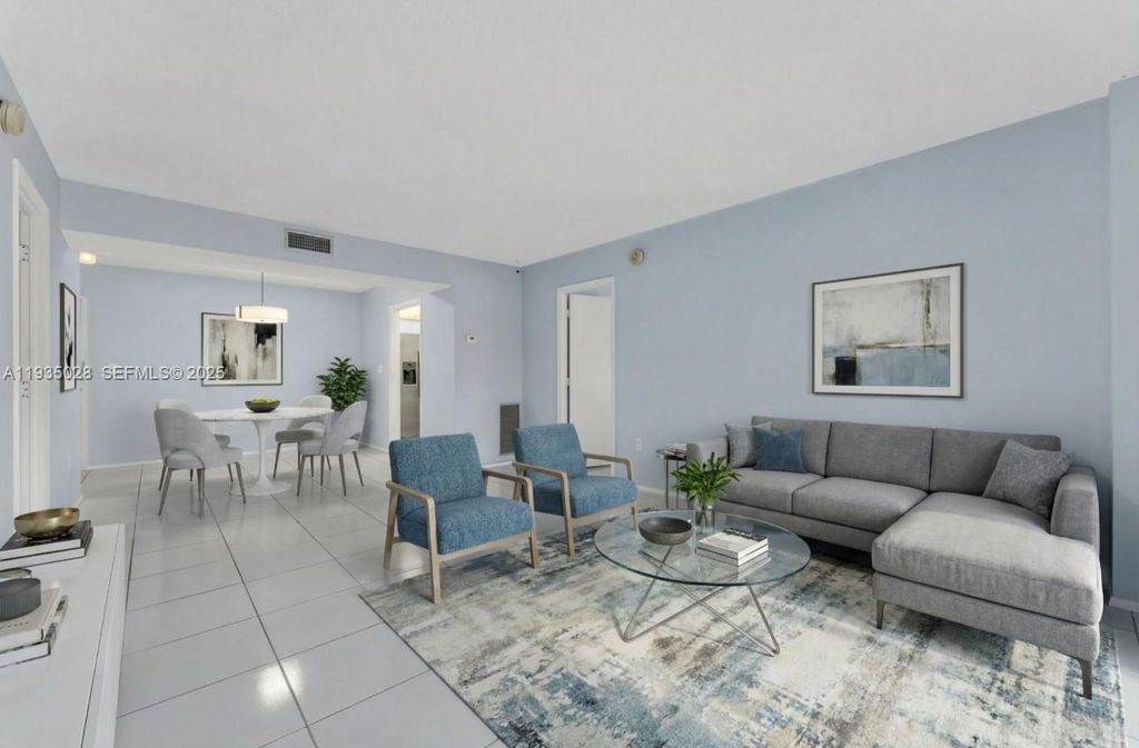 4172 Inverrary Dr 304, Lauderhill, FL 33319