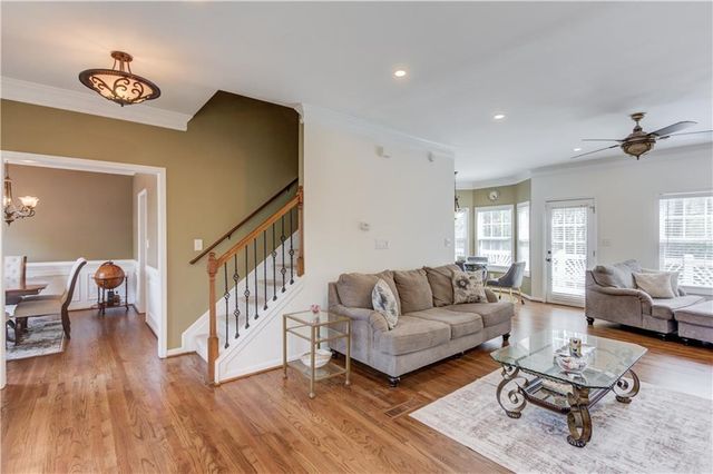 262 Sandhurst Court, Suwanee, GA 30024