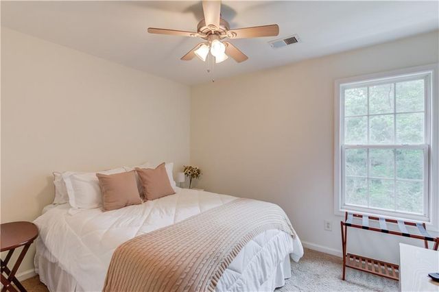 262 Sandhurst Court, Suwanee, GA 30024