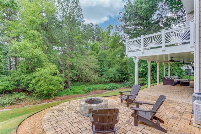 262 Sandhurst Court, Suwanee, GA 30024