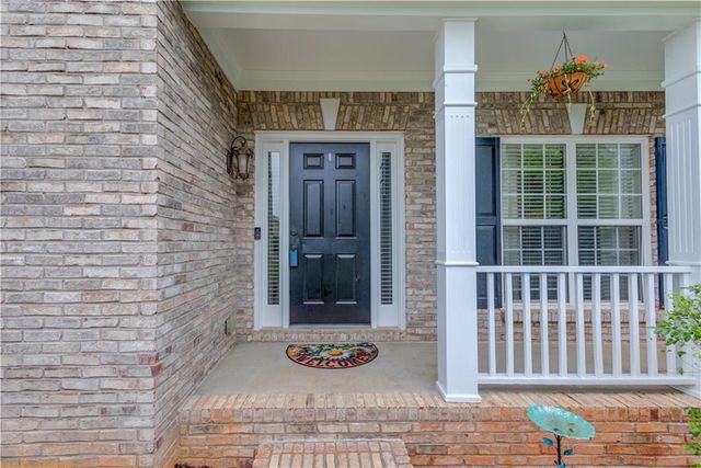 262 Sandhurst Court, Suwanee, GA 30024