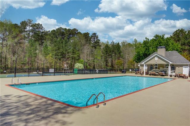 262 Sandhurst Court, Suwanee, GA 30024