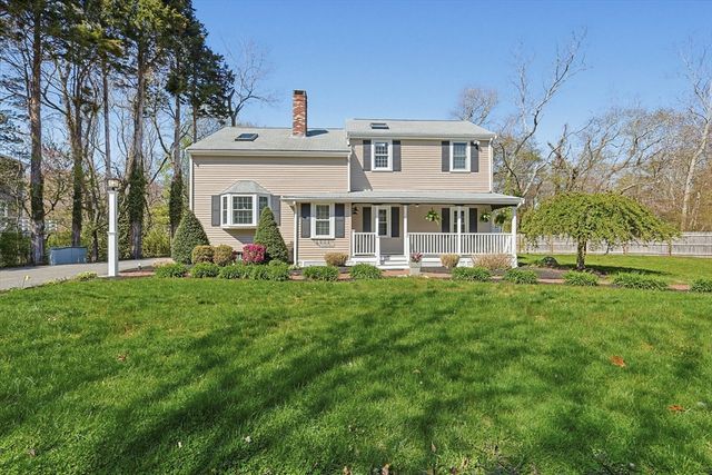 21 Washington Ave, Marshfield, MA 02050