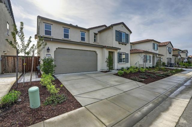 5113 Sunbelt Way, Roseville, CA 95747