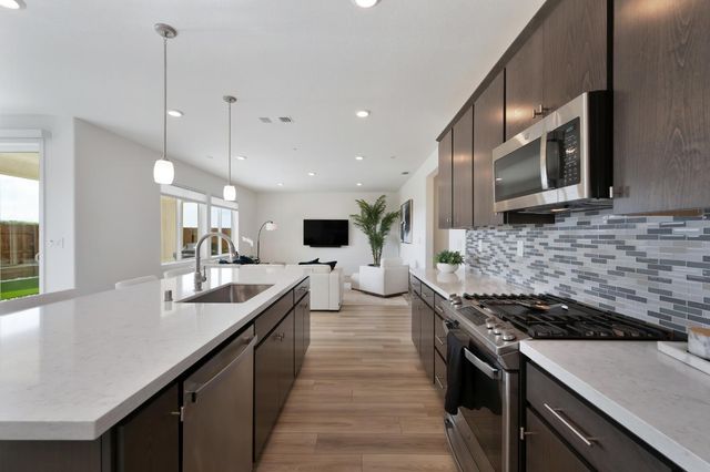 5113 Sunbelt Way, Roseville, CA 95747