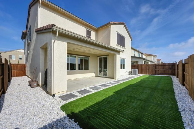 5113 Sunbelt Way, Roseville, CA 95747