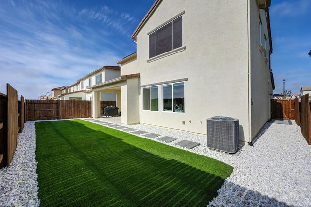 5113 Sunbelt Way, Roseville, CA 95747