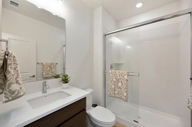 5113 Sunbelt Way, Roseville, CA 95747