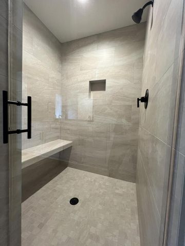 W221N3075 Greenwood COURT, Waukesha, WI 53186