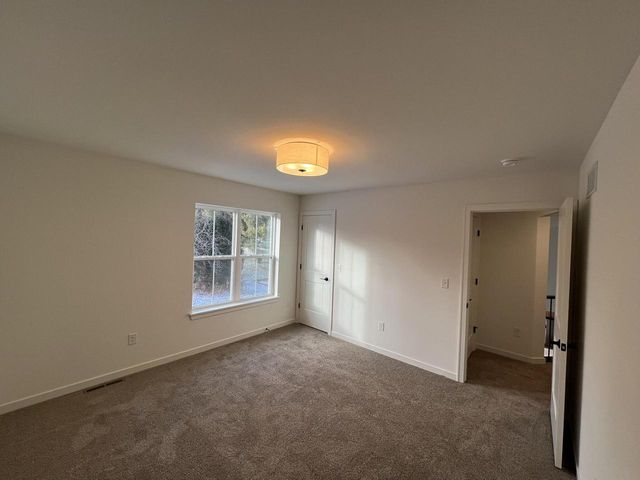 W221N3075 Greenwood COURT, Waukesha, WI 53186