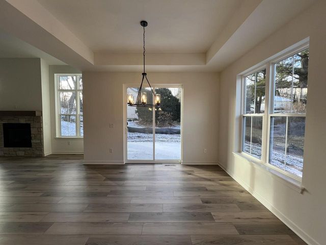 W221N3075 Greenwood COURT, Waukesha, WI 53186