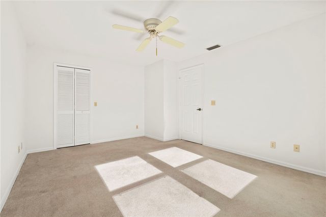 640 N Centre Court SW 101, Vero Beach, FL 32962