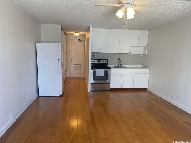 747 Amana Street 1601, Honolulu, HI 96814