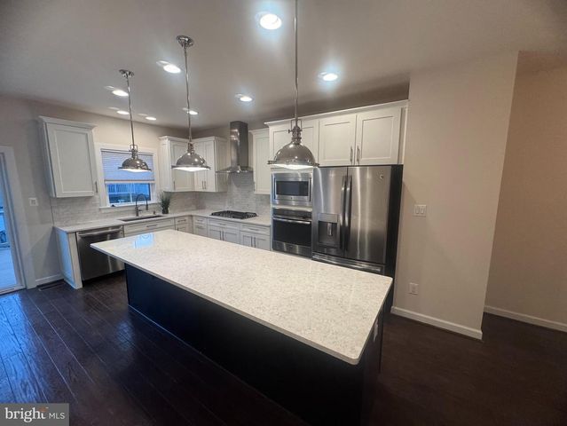 3165 VIRGINIA BLUEBELL CT, Fairfax, VA 22031