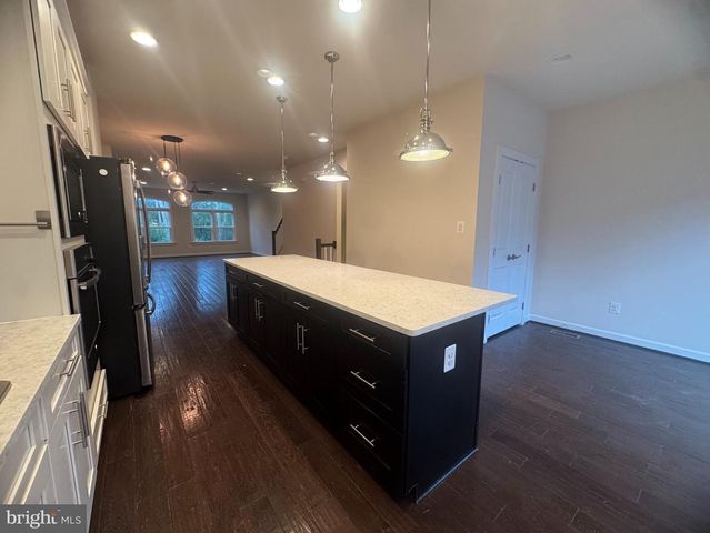 3165 VIRGINIA BLUEBELL CT, Fairfax, VA 22031