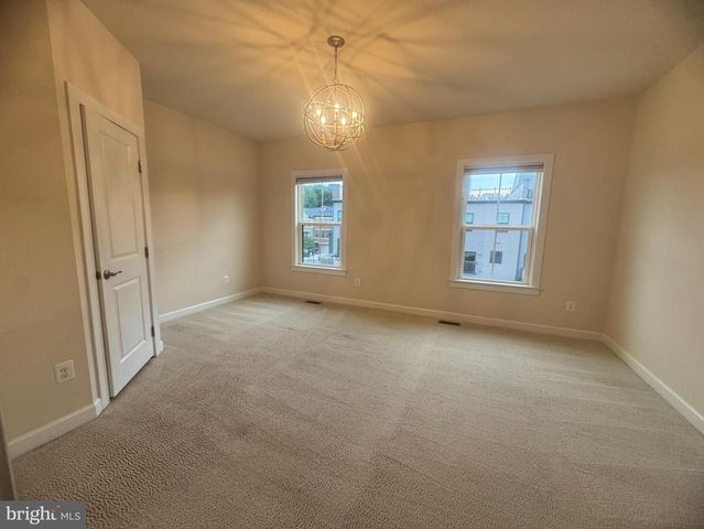 3165 VIRGINIA BLUEBELL CT, Fairfax, VA 22031