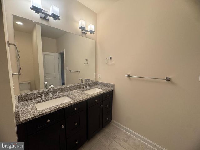 3165 VIRGINIA BLUEBELL CT, Fairfax, VA 22031
