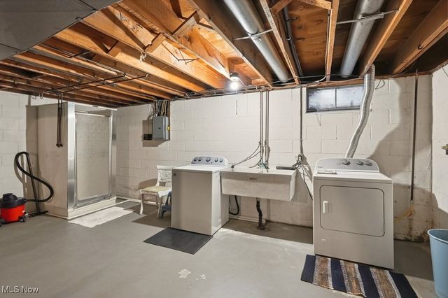 4634 Cox Drive A, Stow, OH 44224