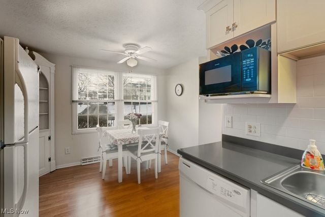 4634 Cox Drive A, Stow, OH 44224