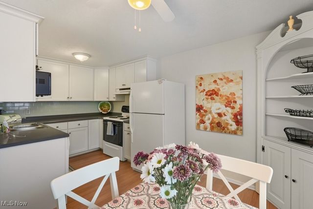 4634 Cox Drive A, Stow, OH 44224