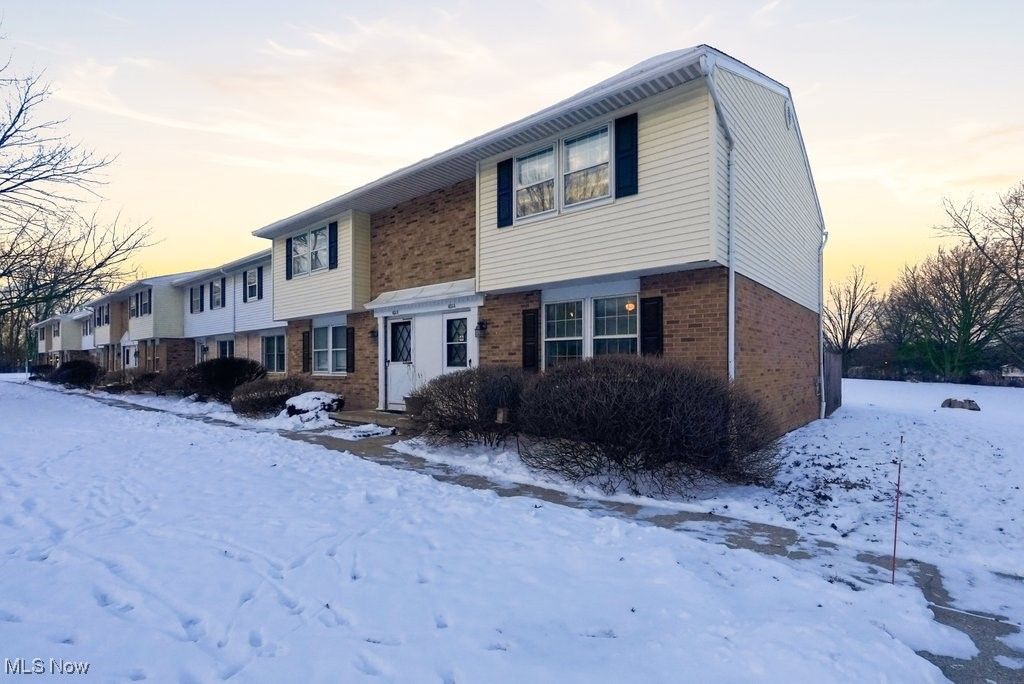 4634 Cox Drive A, Stow, OH 44224