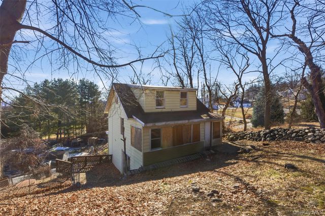 37 Wayne Avenue, Stony Point, NY 10980