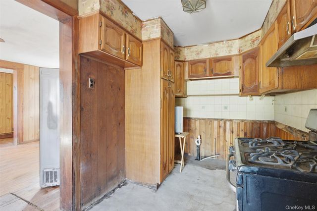 37 Wayne Avenue, Stony Point, NY 10980