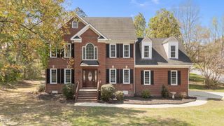 901 Birkdale Drive, Clayton, NC 27527