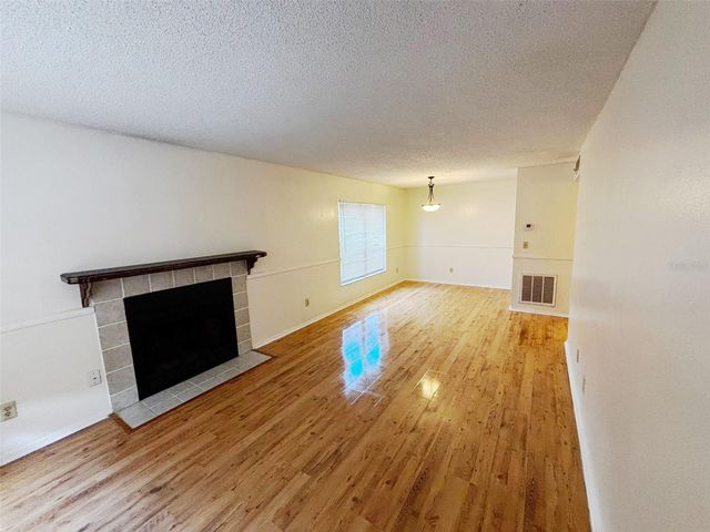 4034 DREAM OAK PLACE 104, Tampa, FL 33613