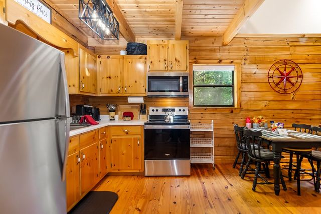 232 Cook Lane, Blairsville, GA 30512