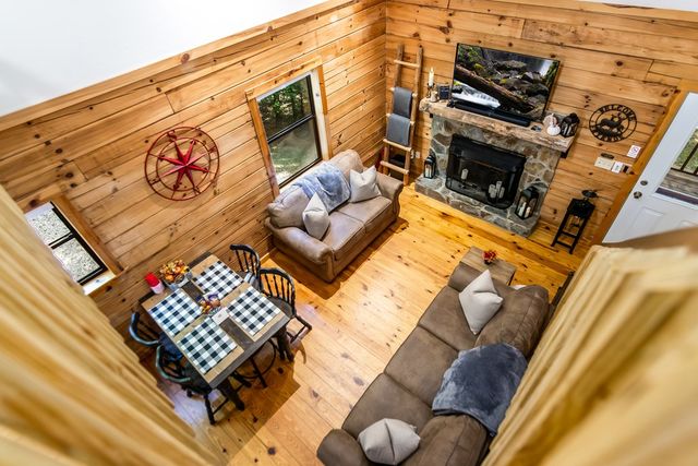 232 Cook Lane, Blairsville, GA 30512