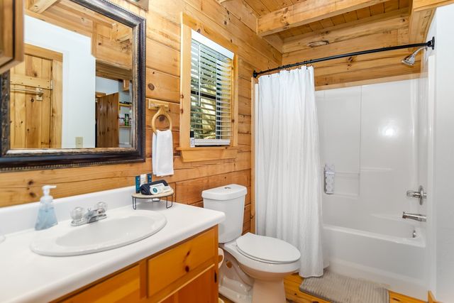232 Cook Lane, Blairsville, GA 30512