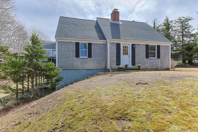 2 Shell Ln, Orleans, MA 02653