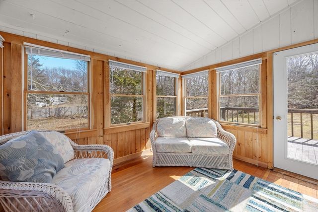 2 Shell Ln, Orleans, MA 02653